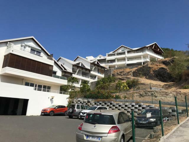 Meuble Homard Avec Jacuzzi Et Vue Mer Saint-Gilles-les-Bains Exterior foto